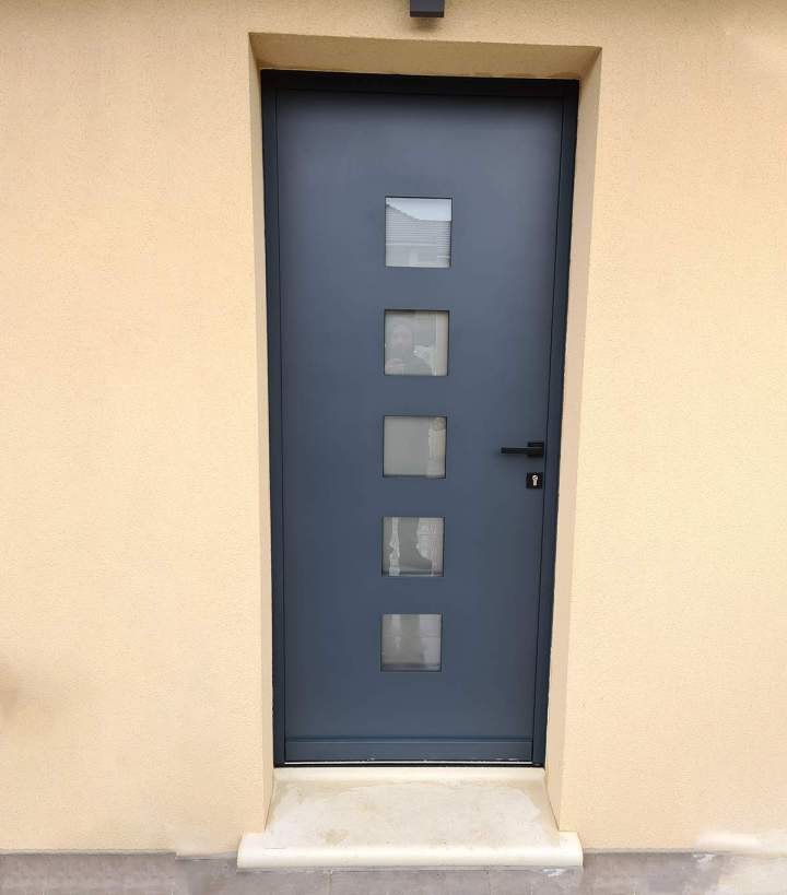 Porte d'entrée pleine contemporaine de couleur gris anthracite Alfortville 
