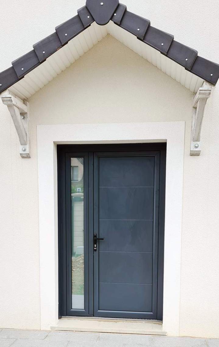 Installation de porte d'entrée avec volets battants Val-de-Marne