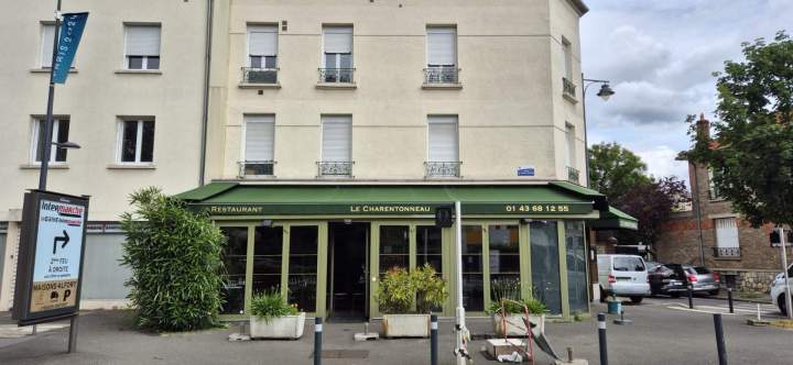 Banne solaire boucherie Alfortville
