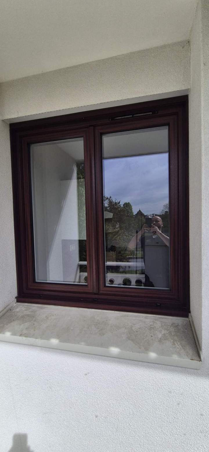 Fenêtre PVC acajou Alfortville