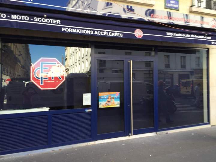 Store banne angle Alfortville