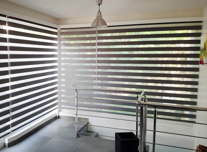Protection solaire élégante pour vos espaces intérieurs et extérieurs